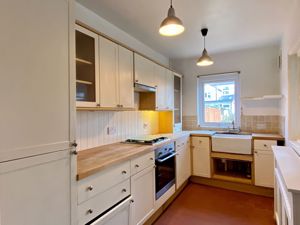 Kitchen- click for photo gallery